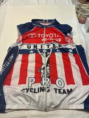 Champion System Toyota United Pro Cycling Team Wind Vest Gilet Large